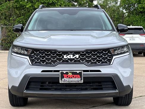 Used 2023 Kia Sorento S w/ Panoramic Sunroof Package AWD/4WD image 7