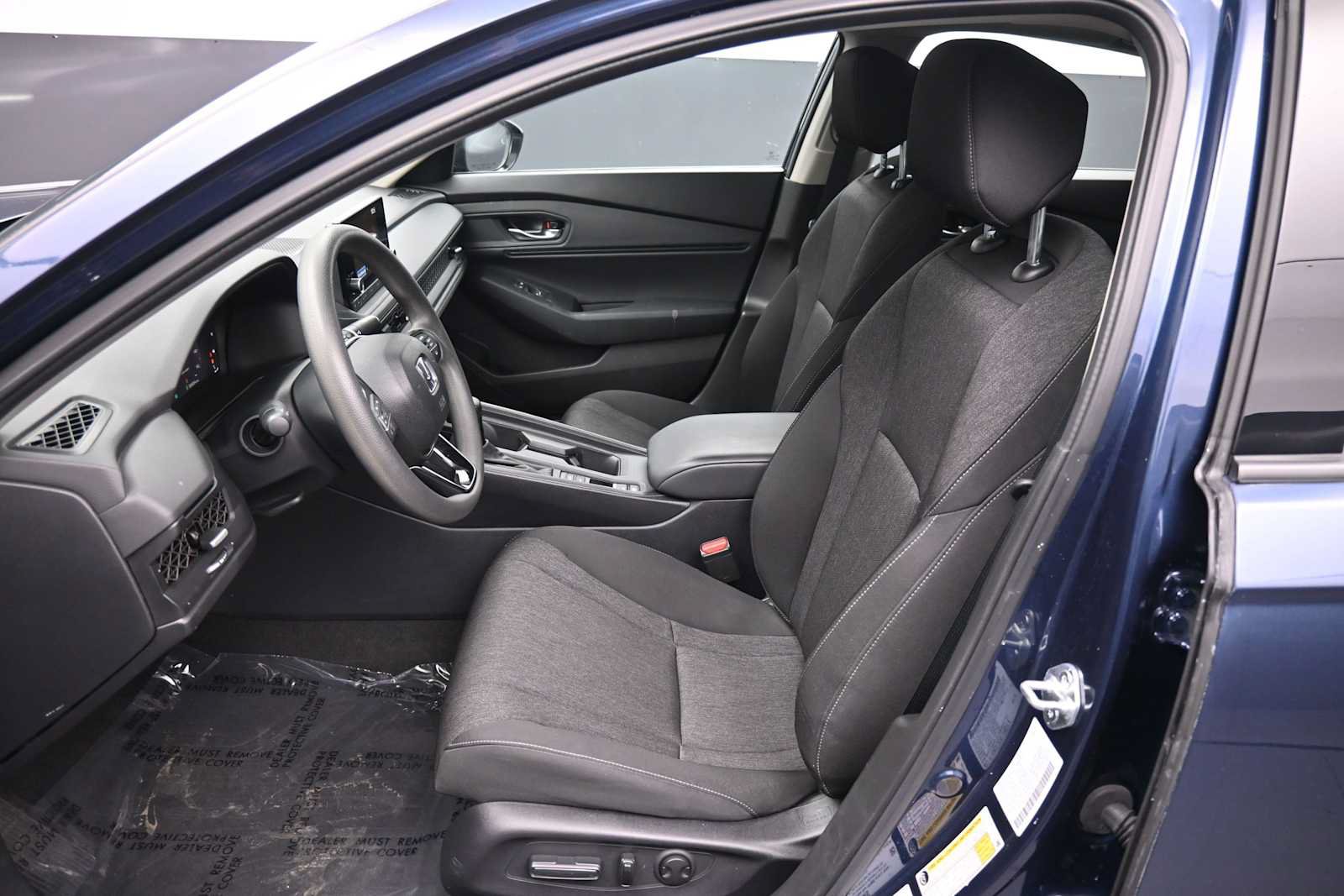 Used 2025 Honda Accord SE image 18