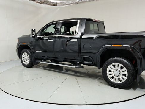 Used 2023 GMC Sierra 2500 Denali w/ Denali Ultimate Package AWD/4WD image 3