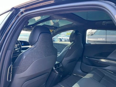 Used 2022 Lucid Air Grand Touring AWD/4WD image 9