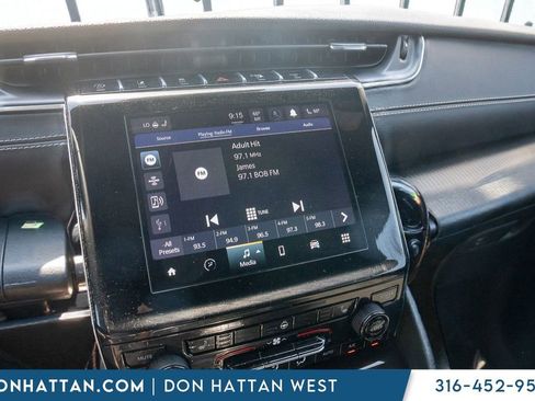 Used 2024 Jeep Grand Cherokee Altitude image 7