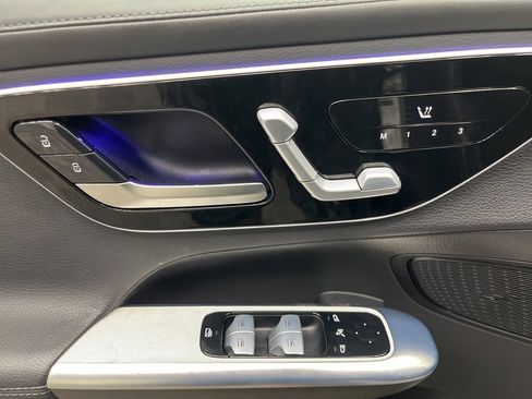 Used 2024 Mercedes-Benz GLC 300 image 9