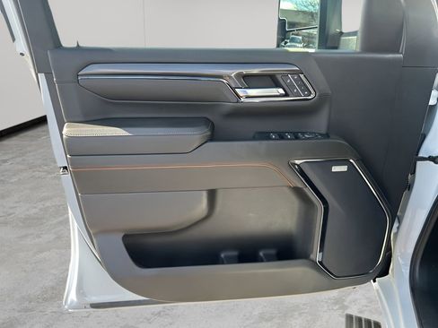 Used 2024 GMC Sierra 2500 AT4 w/ AT4 Premium Plus Package image 25