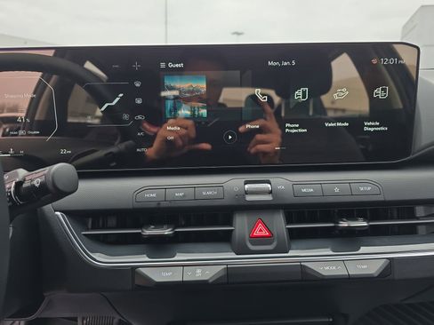 New 2025 Kia K4 EX image 24