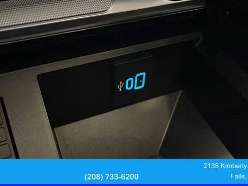 Used 2024 Ford F350 Platinum image 36