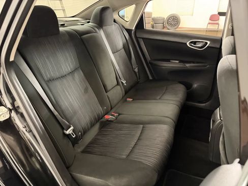 Used 2019 Nissan Sentra SV FWD image 26