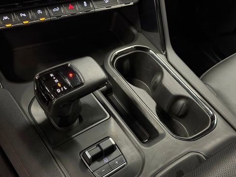 Certified 2023 GMC Sierra 1500 AT4 w/ AT4 Preferred Package image 36