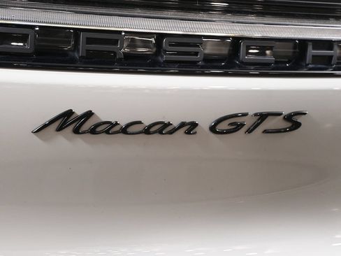 Used 2026 Porsche Macan GTS AWD/4WD image 44