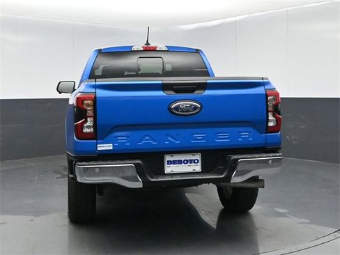Used 2025 Ford Ranger Lariat w/ Chrome Accent Package image 7
