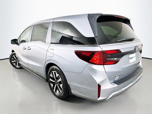 New 2026 Honda Odyssey EX-L image 5