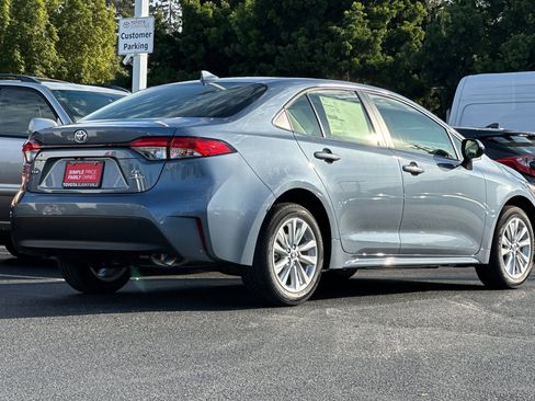 New 2026 Toyota Corolla LE image 3