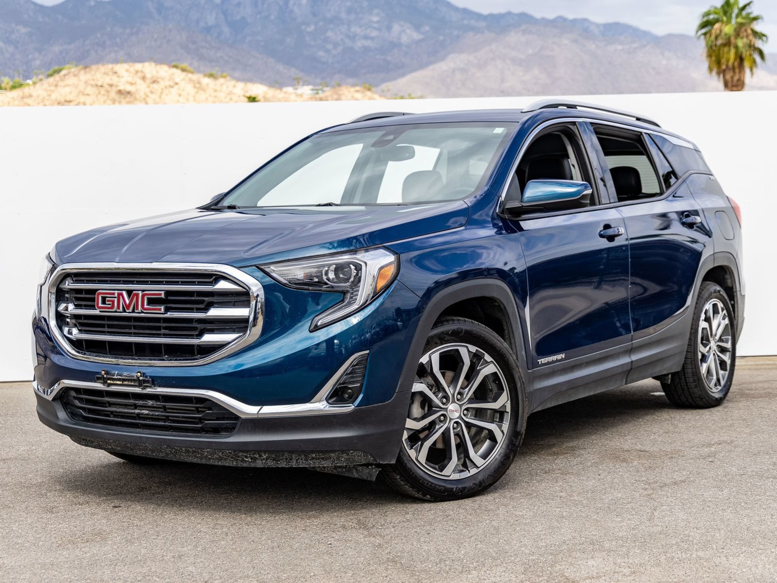 Used 2021 GMC Terrain SLT AWD/4WD image 1