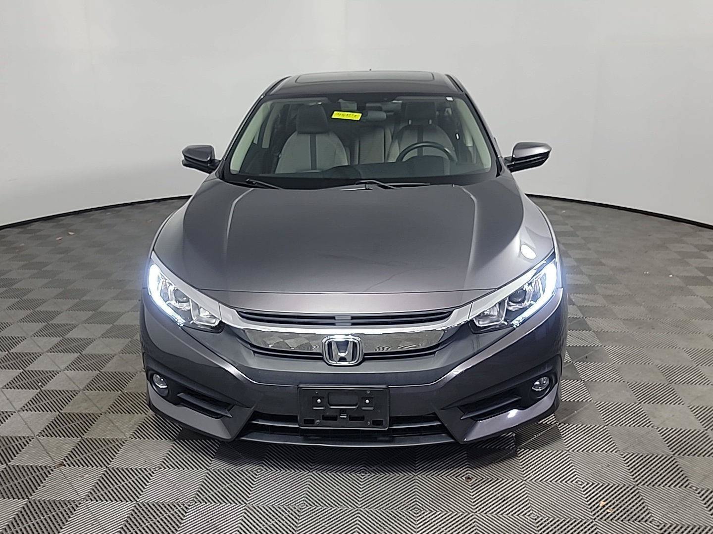 Certified 2018 Honda Civic EX-T image 12