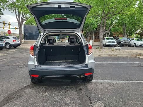 Used 2016 Honda HR-V EX image 9