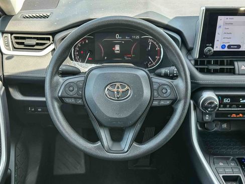 Used 2025 Toyota RAV4 XLE FWD image 26