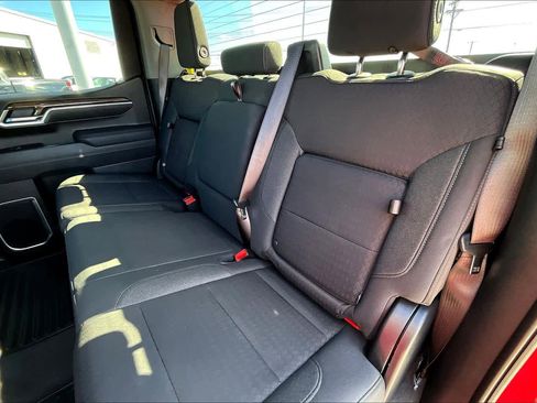 Certified 2025 GMC Sierra 1500 Elevation image 37