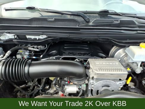 Used 2023 RAM 1500 Laramie AWD/4WD image 29