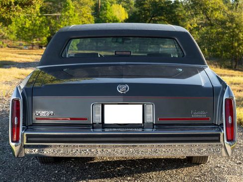 Used 1988 Cadillac Brougham image 7