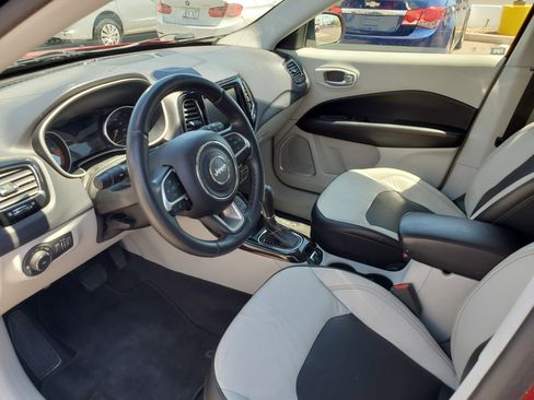 Used 2017 Jeep Compass Limited image 20