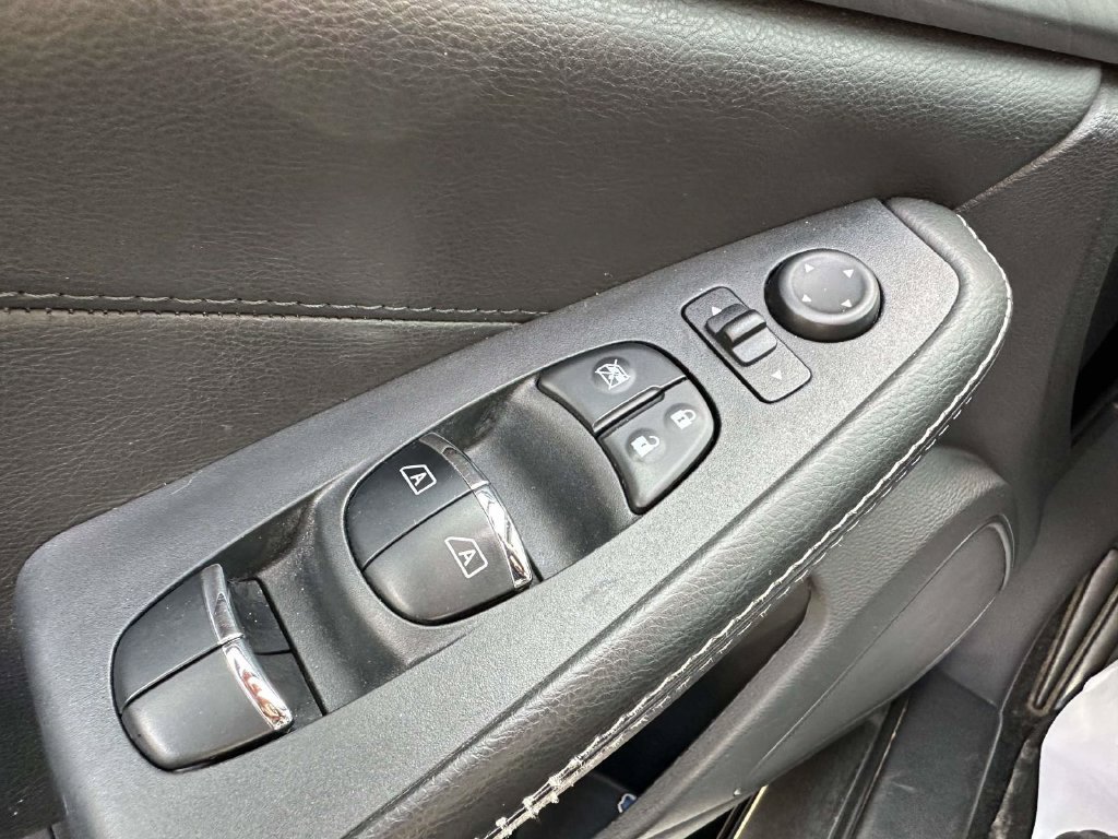 Used 2018 Nissan Maxima 3.5 SL FWD image 36