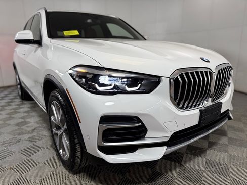 Used 2022 BMW X5 xDrive40i w/ Premium Package image 7
