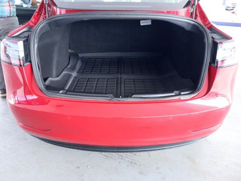Used 2019 Tesla Model 3 Long Range RWD image 30