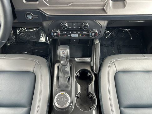 Used 2023 Ford Bronco Outer Banks image 12