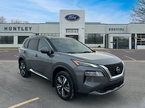 Used 2022 Nissan Rogue SL w/ SL Premium Package image 3