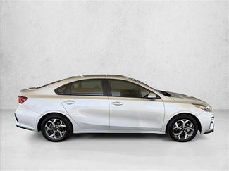 Used 2021 Kia Forte LXS FWD video 4