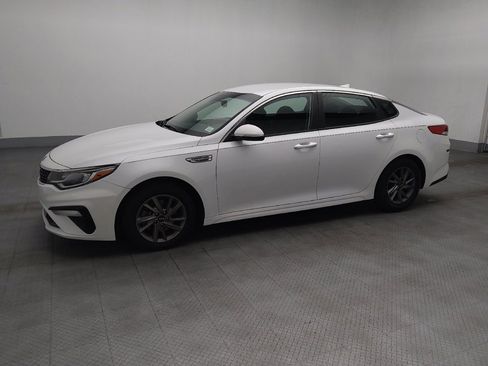 Used 2020 Kia Optima LX FWD image 2