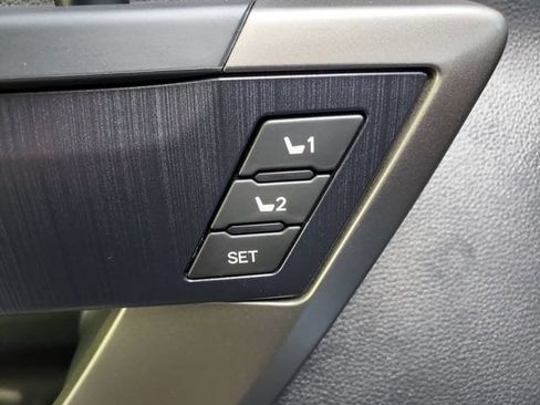 New 2026 Toyota Tundra Platinum AWD/4WD image 18