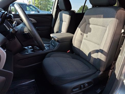 Used 2023 Chevrolet Traverse LT AWD/4WD image 15