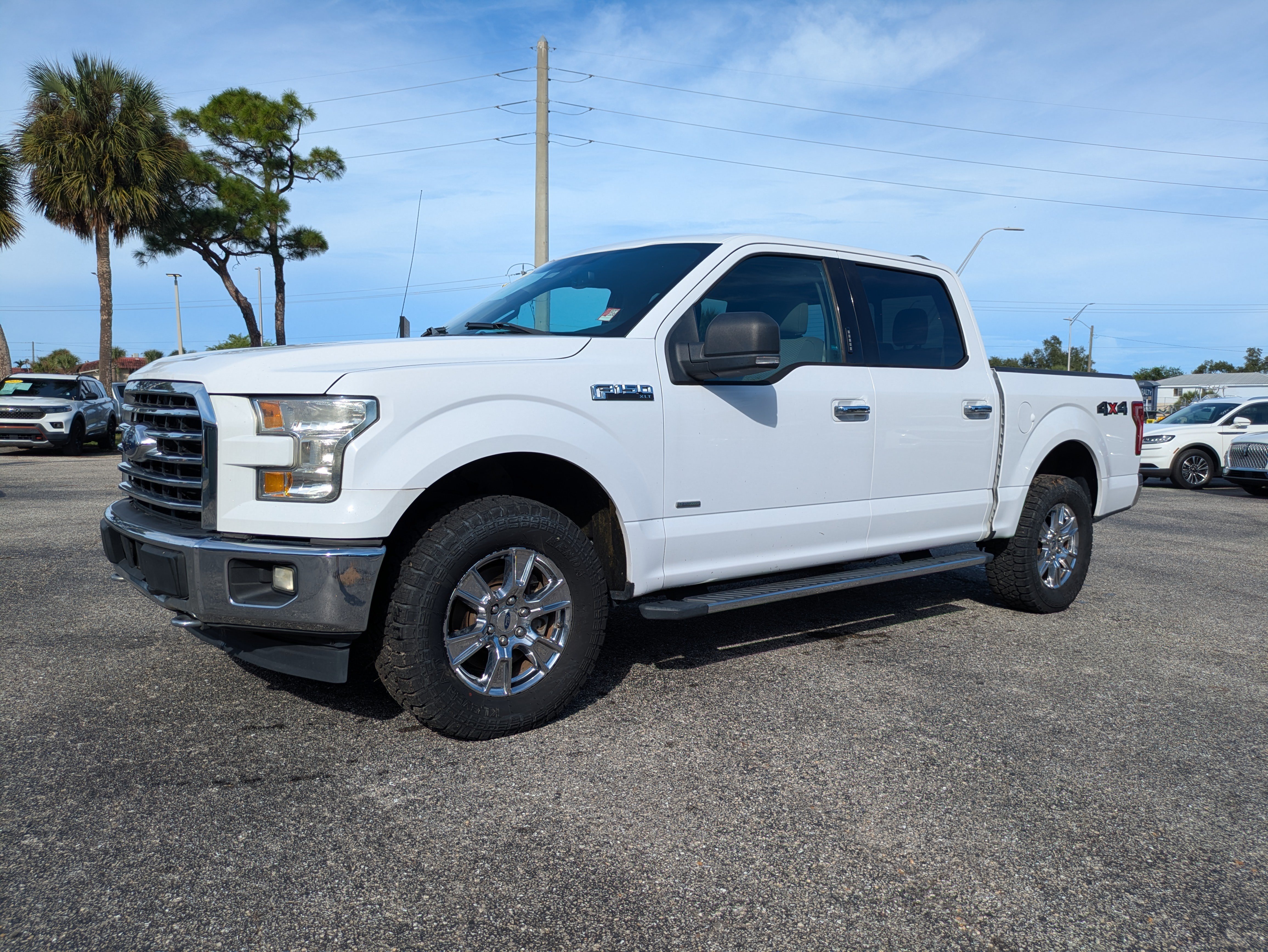 Used 2017 Ford F150 XLT w/ Equipment Group 302A Luxury AWD/4WD image 8