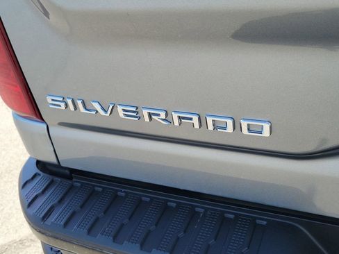Used 2024 Chevrolet Silverado 2500 Custom w/ Custom Value Package AWD/4WD image 21
