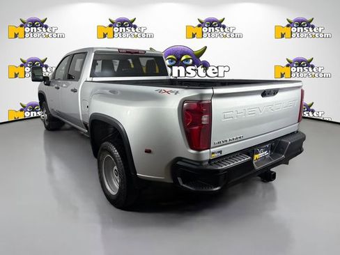 Used 2023 Chevrolet Silverado 3500 W/T w/ Gooseneck/5TH Wheel Package image 7