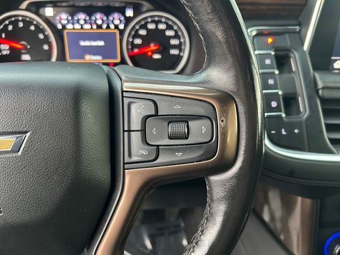 Used 2021 Chevrolet Tahoe High Country w/ Premium Package image 13