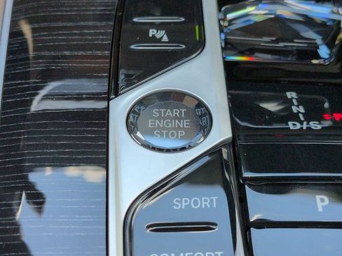 New 2027 BMW X7 M60i AWD/4WD image 29