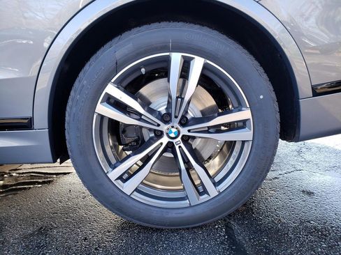 New 2026 BMW X7 M60i image 12