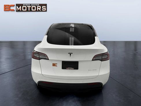 Used 2021 Tesla Model Y Long Range AWD/4WD image 5