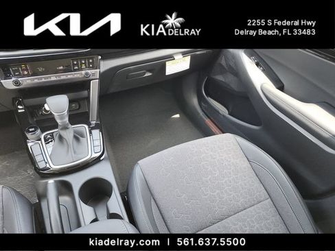 New 2026 Kia Seltos S FWD image 13