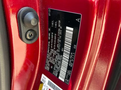 Certified 2023 Toyota Sienna Limited FWD image 10