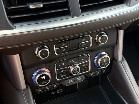 Used 2024 GMC Yukon SLT image 22