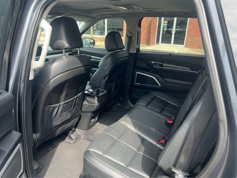 Used 2020 Kia Telluride EX w/ Towing Package image 13