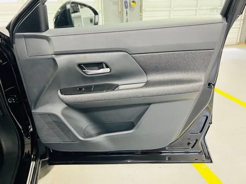 New 2026 Nissan Kicks SV FWD image 33