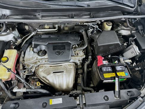 Used 2016 Toyota RAV4 LE FWD image 30