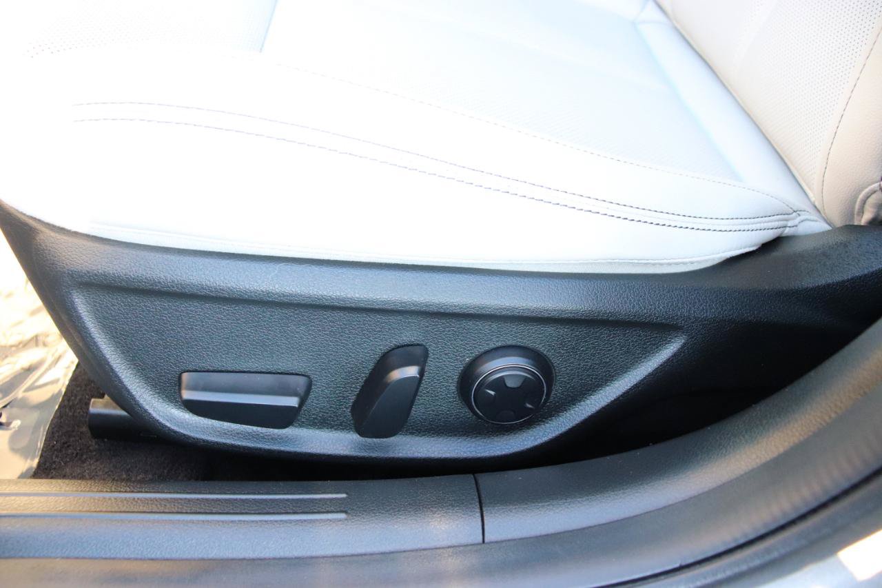 Used 2024 Genesis G70 2.5T AWD/4WD image 47