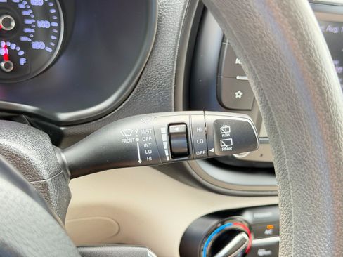 Used 2022 Kia Soul LX w/ Technology Package FWD image 63