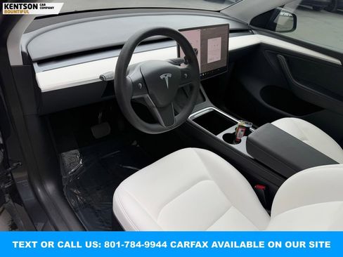 Used 2024 Tesla Model Y Long Range image 30