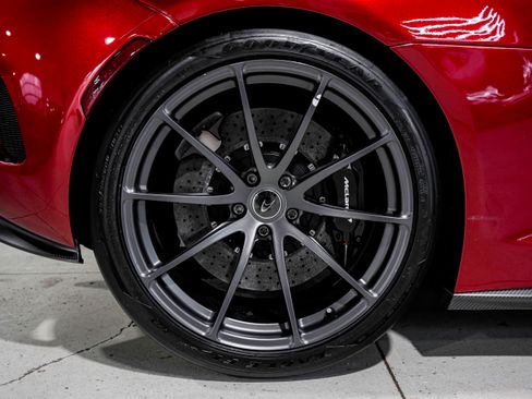 Used 2016 McLaren 675LT Coupe image 42