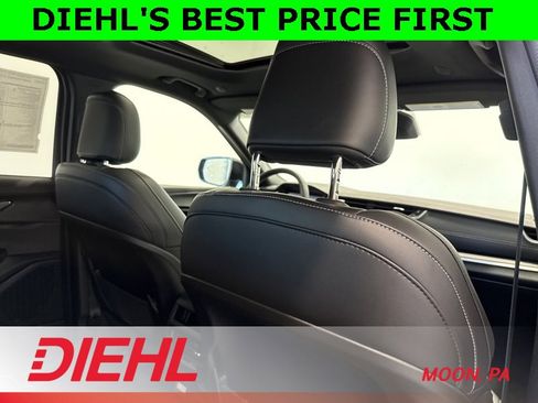 New 2025 Jeep Grand Cherokee Altitude w/ Trailer Tow Package image 13